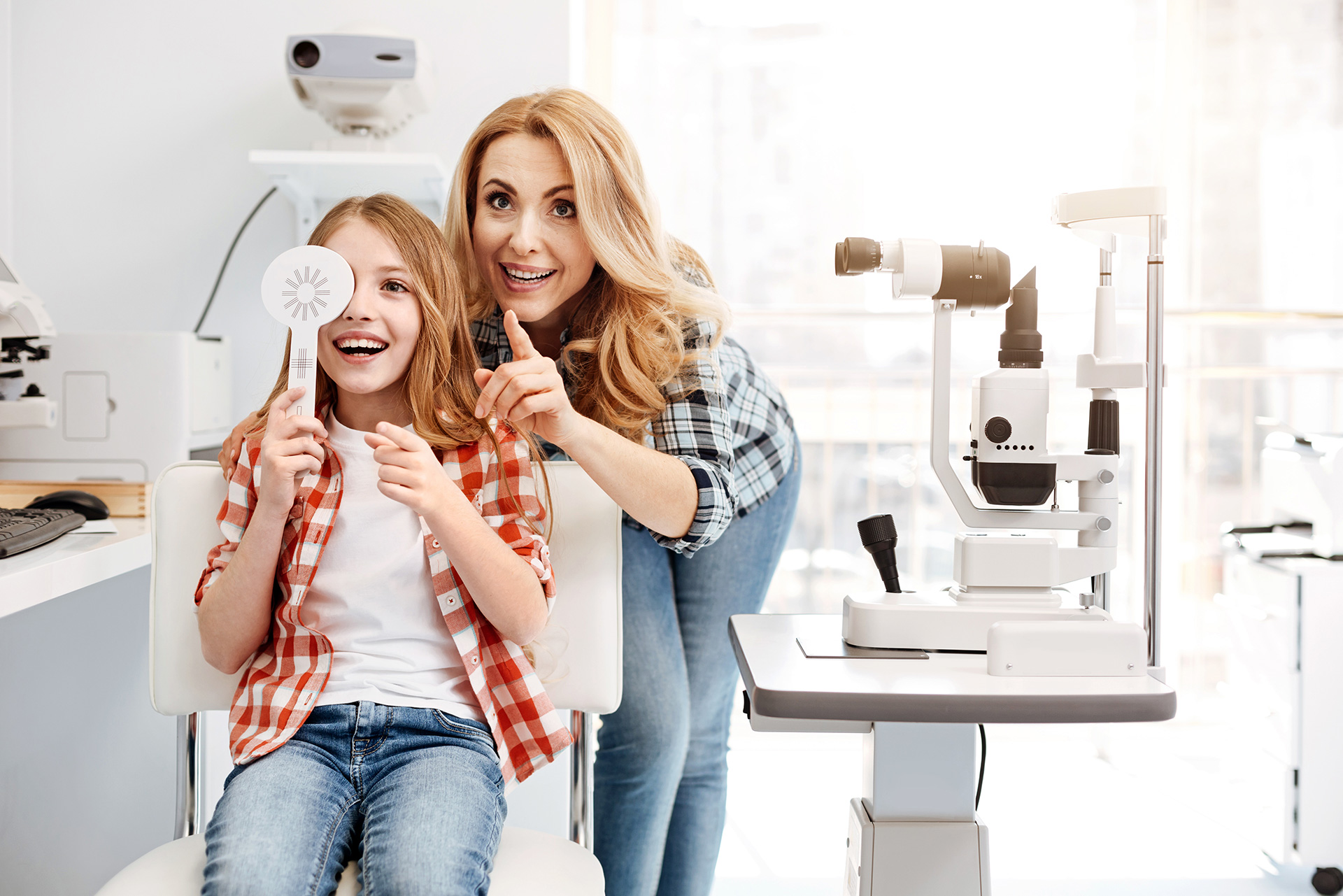 Okulistyka dziecięca - okuliści dla dzieci - Kliniki Okulistyczne Optegra