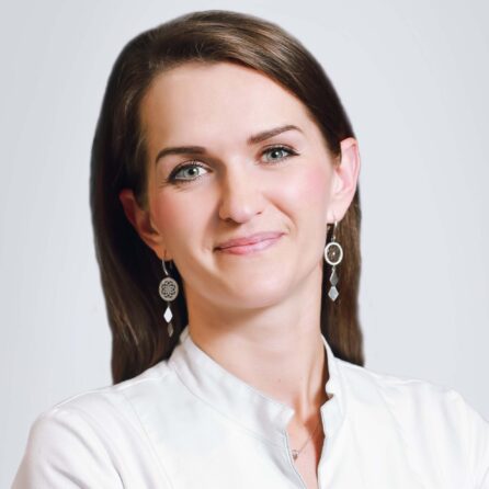 Lek. Barbara Siess