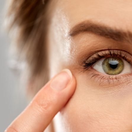 Skrzydlik oka – przyczyny powstawania i metody leczenia. Profilaktyka