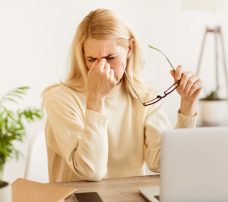 Męty w oku – czym są i jak usunąć męty w ciele szklistym?