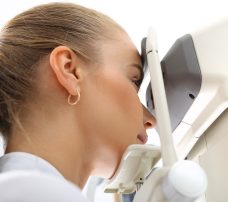 Jak się przygotować do zabiegu laserowej korekcji wzroku?